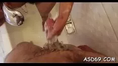 Oynat Aşırı derecede nemli bir sashay ile performans sergileyin