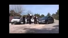 再生 Strane juncturei（ワックスポルノ動画ショー）