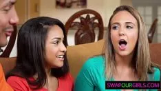 Jouer Les Treadgirls se font baiser pour la gradation