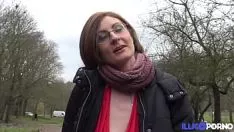 চালান Beatrice, হিংস্র milf, তার cravinglys পূরণ করতে দুটি লোক fucks