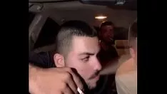 Play Smoke with champions in the car
