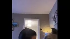 播放 已婚女人吮吸我的阴道并夺回我的精液