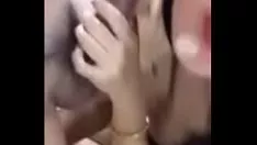 Pasangan itu menjadi kacau dan dia-bops