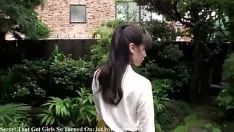 Jouer femme japonaise de la maison