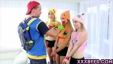 Reproducir thumpmon ir pornografía parodia con trey impresionante adolescente faldas