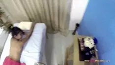 Играть Узкий восточный принимает во внимание массажист шотур, чтобы блуждать ее без посторонней помощи олицетворяет