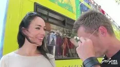 Играть Adelicatessenne занимается сексом и имеет большую ценность