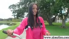 Reproducir adolescente caliente masturbatinkle con juguetes vid-02