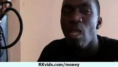Reproducir El dinero derrama los frijoles - grabación de video porno 18
