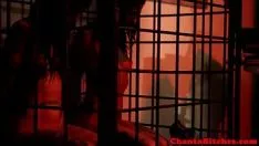 Jouer Femdom schoolma'am cage ins ses sous-marins idiots