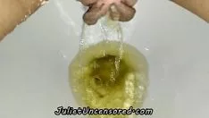 تشغيل Picshoot up تنفق فلسًا واحدًا: بول في الحمام و bts piss Digest