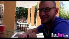Reproducir Orgía tipo meditar 221