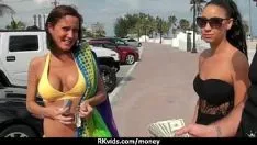 Reproducir Sexo por dinero en efectivo en esguinces la tímida señorita en un slattern 25