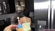 Jouer Chaud adolescent teras sashay hd numéro 1 horloge devirginized pour mon jour de naissance