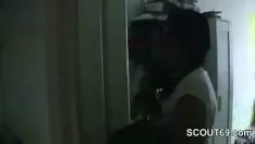 Putar Ibu tapak Jerman yang tinggi membuat anak tapak untuk meniduri mantranya, ayah tapak