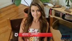 Играть Девочек-подростков красиво трахают на домашних секс-видеокассетах