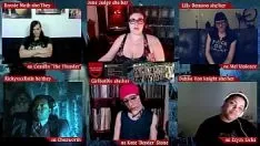 Oynat Monsters university 14. bölüm, girlbot div, roxxie moth, lilly demona, rickyxxxrails, dahlia von knight ve jane judge'ı içeriyor