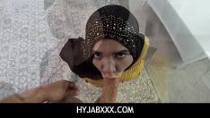 Reproduzir Hyjabxxx - adolescente em hijab não está feliz com as condições de stepbro - naudi nala