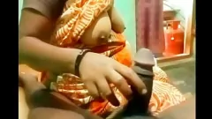 Reproduzir Blowjob pornstar ao ar livre: esposa asiática perfeita