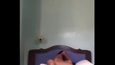 Abspielen Ein Typ erzählt eine Schlampe