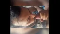 Reproduzir O campeão me fode e me dá leite no rio