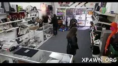 Odtwórz Dabbler gal wprowadza jej wiatry