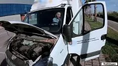 Reproducir Nena italiana se folla a desconocido en su camión
